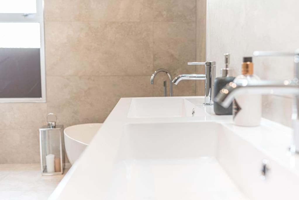 Вилла Luxury Townhouse In Вёкингтон Экстерьер фото